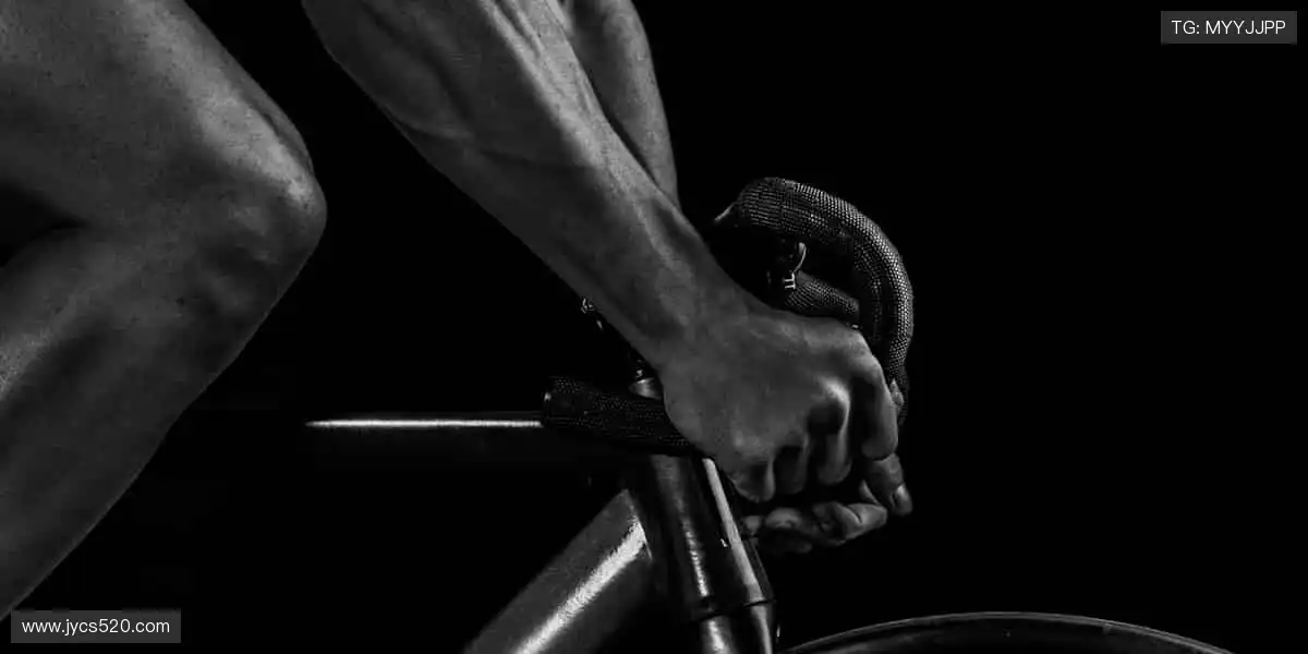 📱 一键开播，全球同频！弹幕互动不停，做最活跃的云观众💬